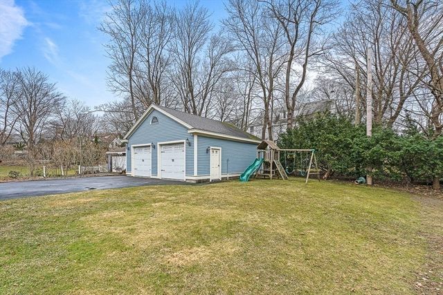 34 Glen Road, Winchester, MA 01890