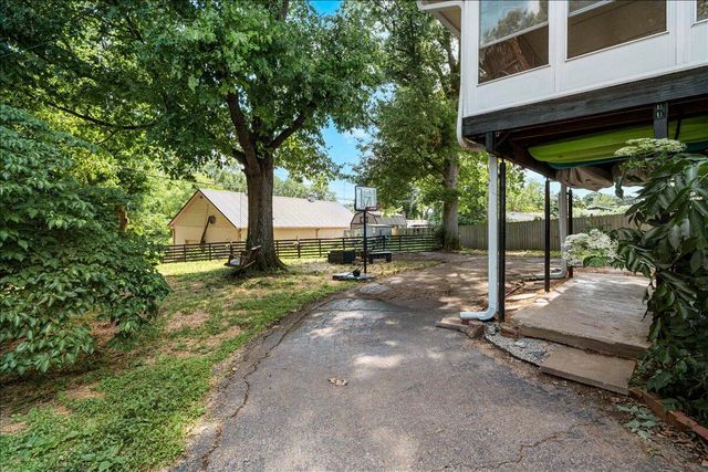 1265 Nice Drive, Lexington, KY 40504
