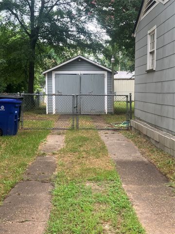 4027 Ridgemoor Avenue, Shreveport, LA 71108