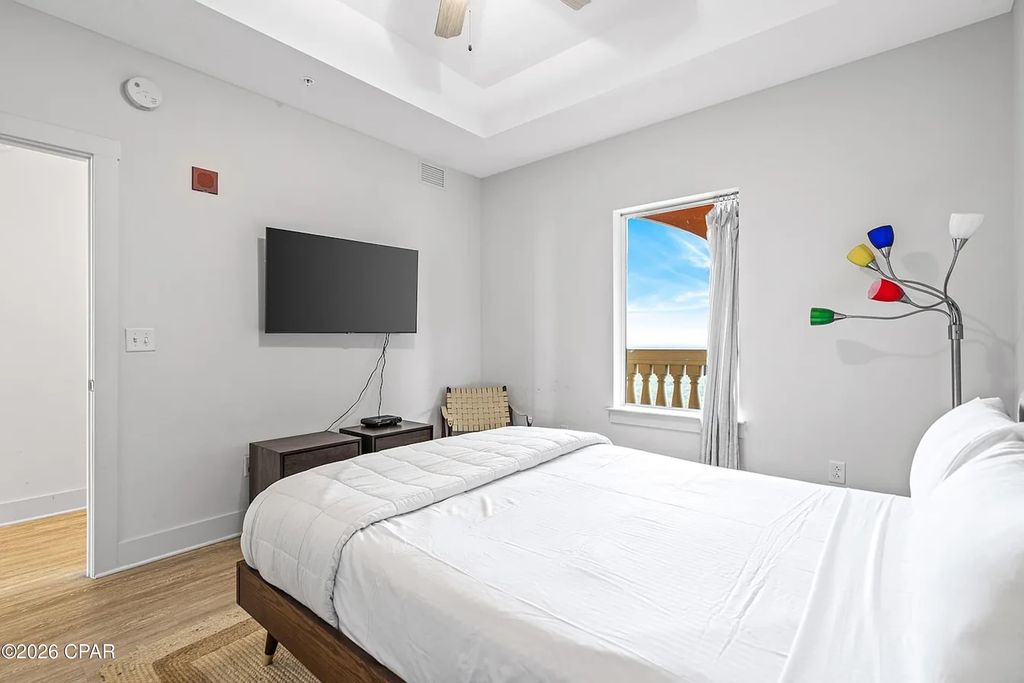 Image 15 of property listing at 15928 Front Beach Road 32302, Panama City Beach, FL 32413