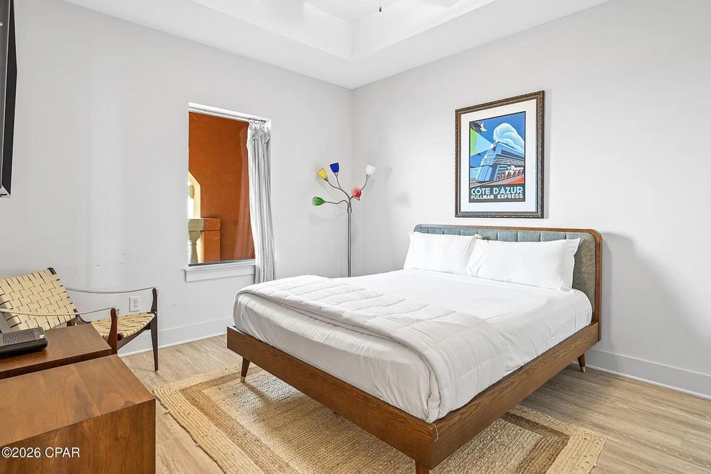 Image 16 of property listing at 15928 Front Beach Road 32302, Panama City Beach, FL 32413