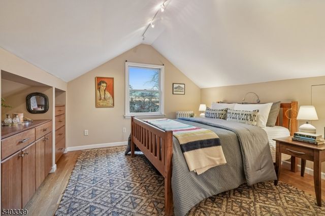 26 Kensington Ter, Maplewood Twp., NJ 07040