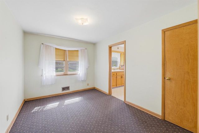75 S RESERVE AVENUE, Fond Du Lac, WI 54935