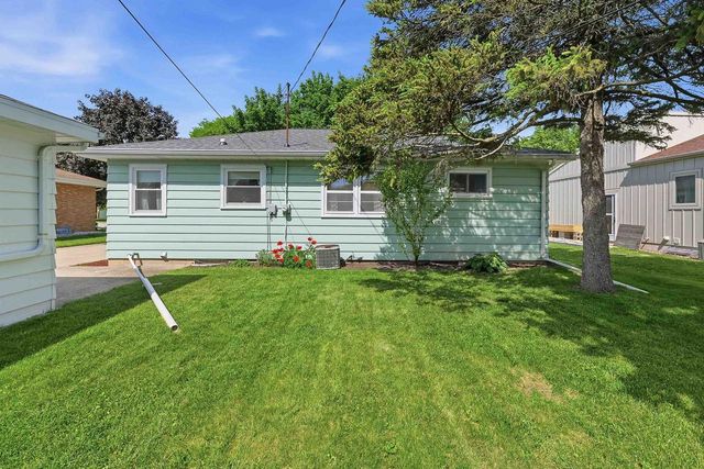 75 S RESERVE AVENUE, Fond Du Lac, WI 54935