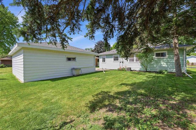 75 S RESERVE AVENUE, Fond Du Lac, WI 54935