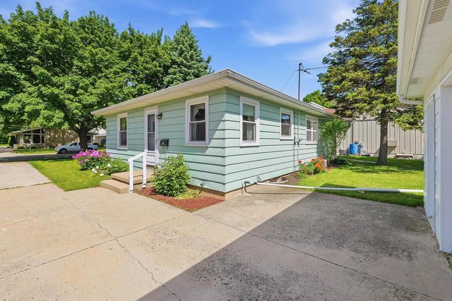 75 S RESERVE AVENUE, Fond Du Lac, WI 54935