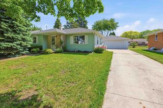 75 S RESERVE AVENUE, Fond Du Lac, WI 54935