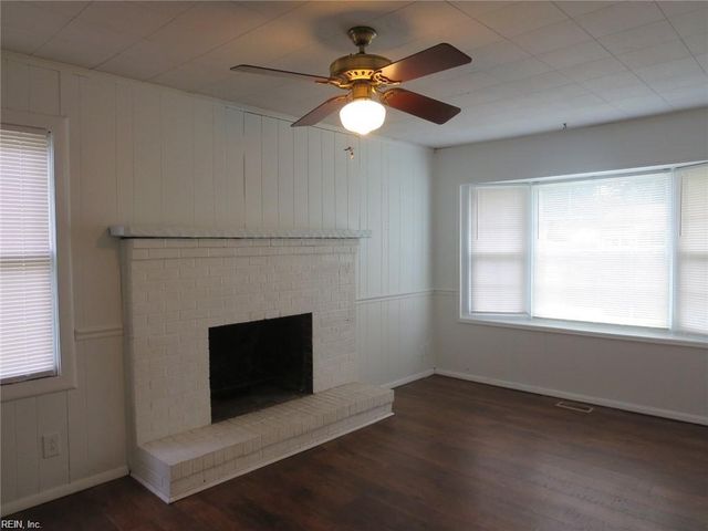 511 Concord DR, Hampton, VA 23666