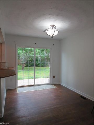511 Concord DR, Hampton, VA 23666