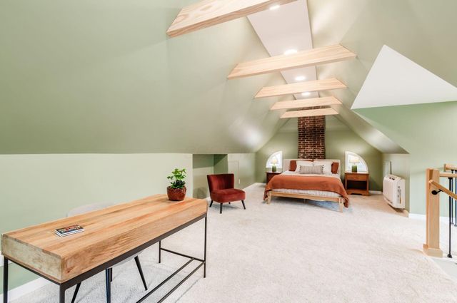 223 W Dunedin Road, Columbus, OH 43214