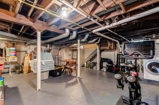 223 W Dunedin Road, Columbus, OH 43214