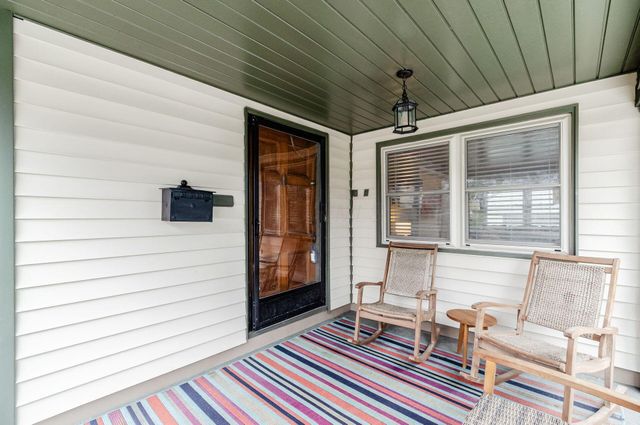 223 W Dunedin Road, Columbus, OH 43214