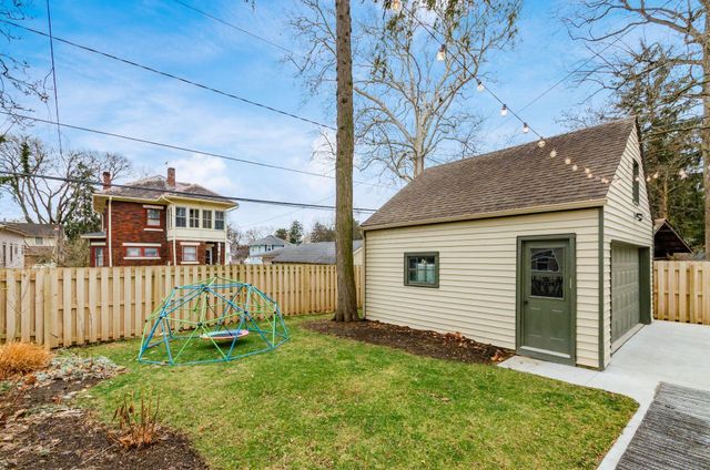 223 W Dunedin Road, Columbus, OH 43214