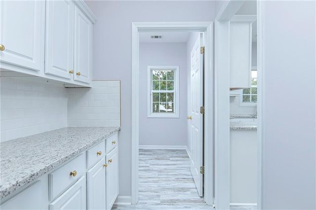 7513 Cole Lane, Atlanta, GA 30349
