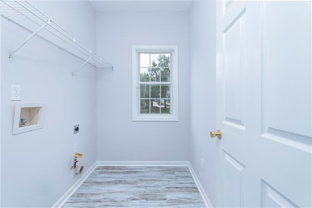 7513 Cole Lane, Atlanta, GA 30349