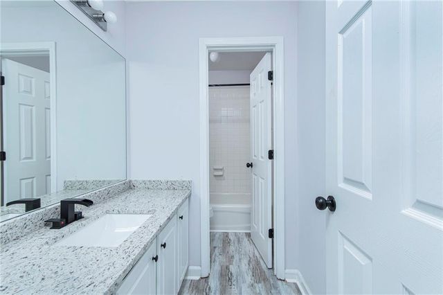 7513 Cole Lane, Atlanta, GA 30349