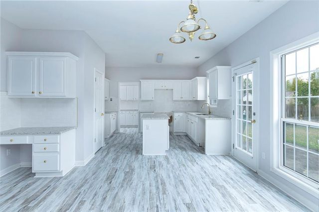 7513 Cole Lane, Atlanta, GA 30349