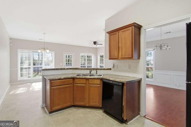 3765 Holiday Lane, Atlanta, GA 30349