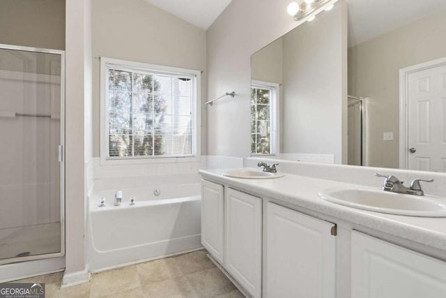 3765 Holiday Lane, Atlanta, GA 30349