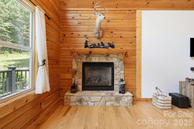 15 Trillium Trail, Nebo, NC 28761