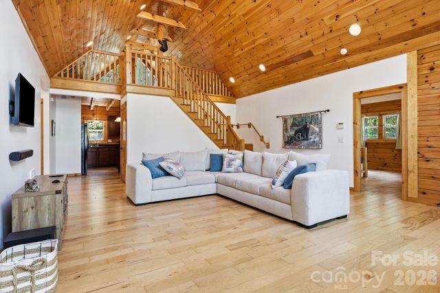 15 Trillium Trail, Nebo, NC 28761