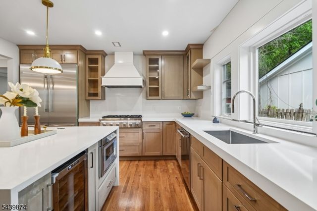 146 Sherman Ave, Glen Ridge Boro Twp., NJ 07028
