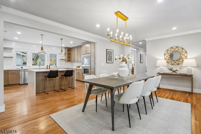 146 Sherman Ave, Glen Ridge Boro Twp., NJ 07028