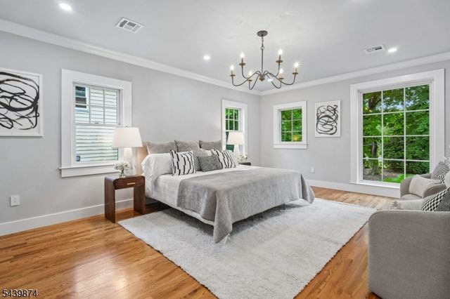 146 Sherman Ave, Glen Ridge Boro Twp., NJ 07028