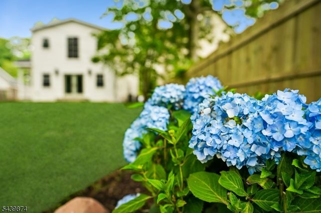 146 Sherman Ave, Glen Ridge Boro Twp., NJ 07028