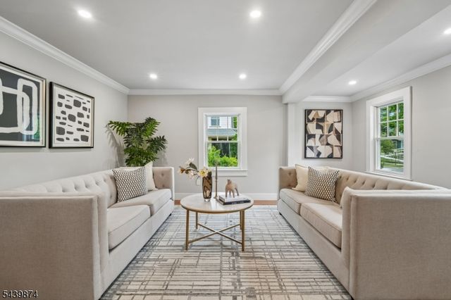 146 Sherman Ave, Glen Ridge Boro Twp., NJ 07028