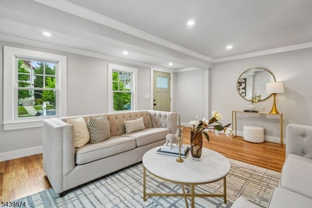 146 Sherman Ave, Glen Ridge Boro Twp., NJ 07028