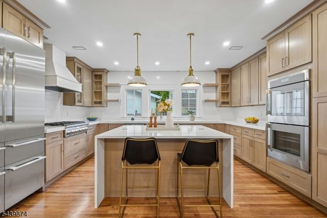146 Sherman Ave, Glen Ridge Boro Twp., NJ 07028