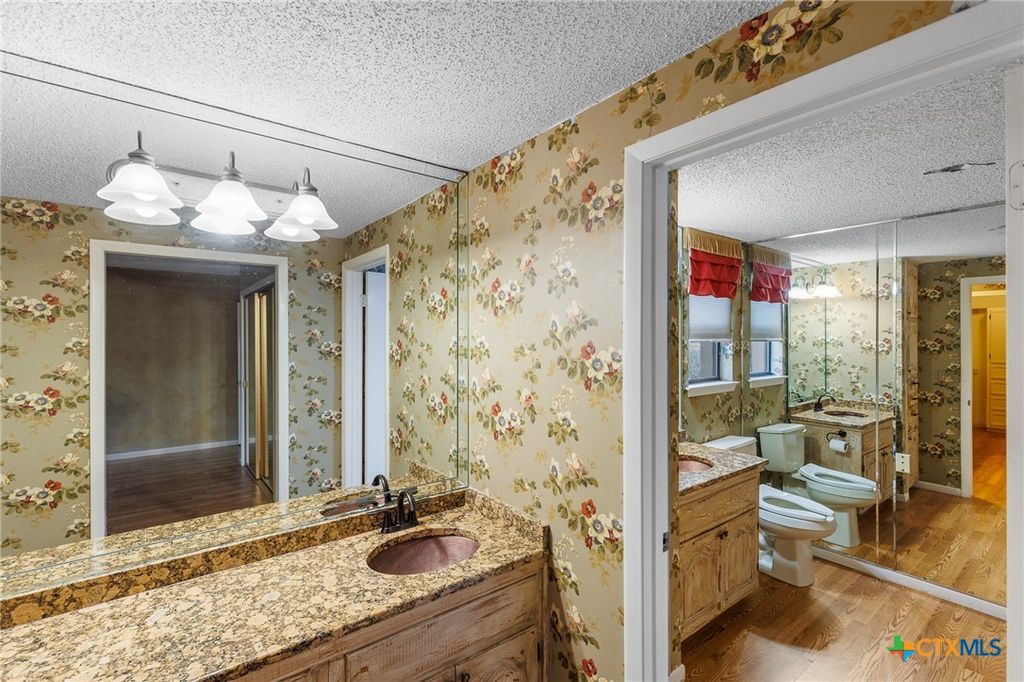 Image 22 of property listing at 2820 Aurora, Horseshoe Bay, TX 78657