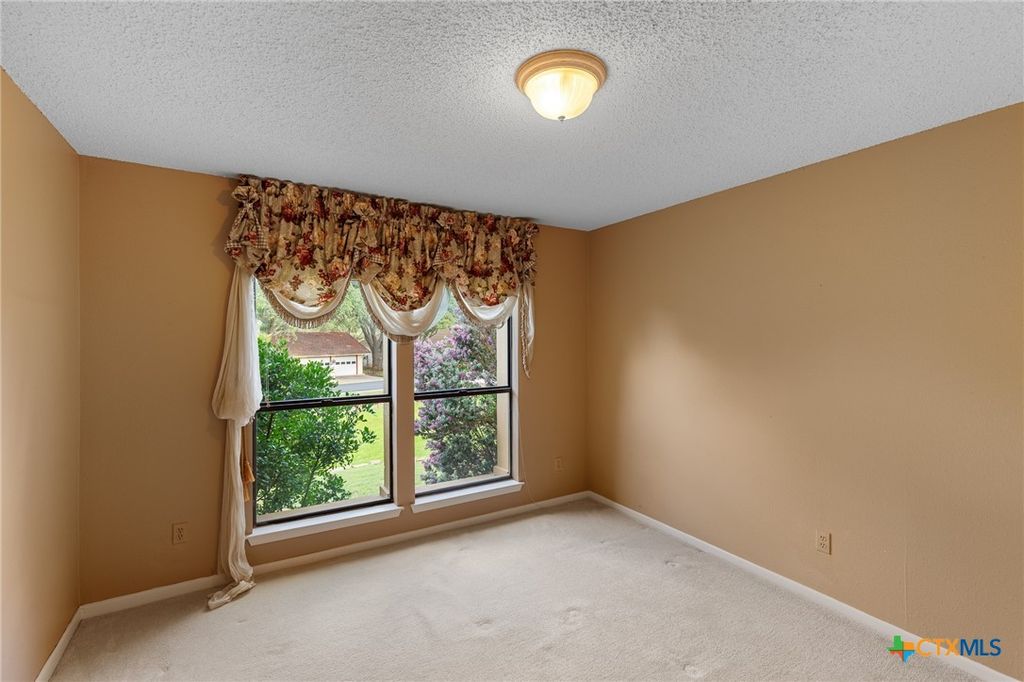 Image 26 of property listing at 2820 Aurora, Horseshoe Bay, TX 78657