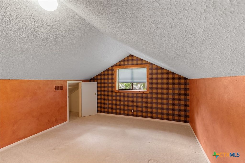 Image 32 of property listing at 2820 Aurora, Horseshoe Bay, TX 78657