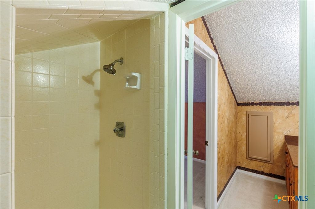 Image 34 of property listing at 2820 Aurora, Horseshoe Bay, TX 78657