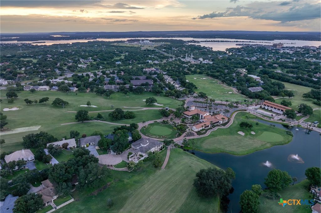 Image 35 of property listing at 2820 Aurora, Horseshoe Bay, TX 78657