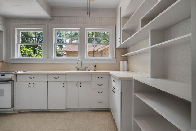 107 Barry Street, Hot Springs, AR 71913