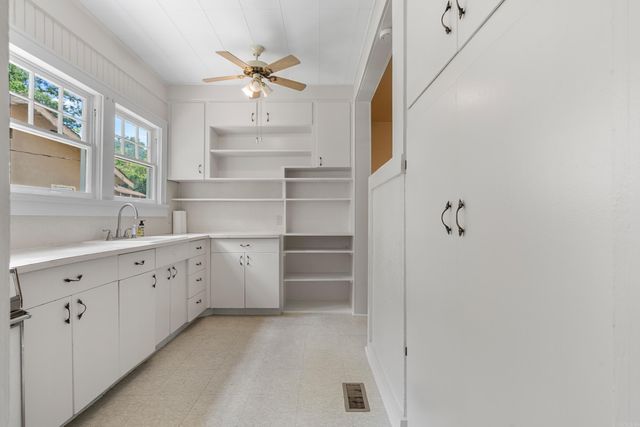 107 Barry Street, Hot Springs, AR 71913