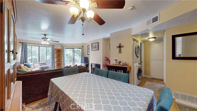 550 Orange Ave 216, Long Beach, CA 90802