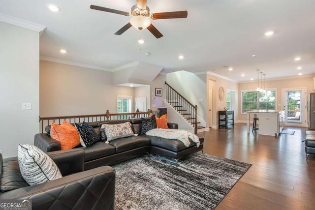 502 Via Secco Lane, Suwanee, GA 30024