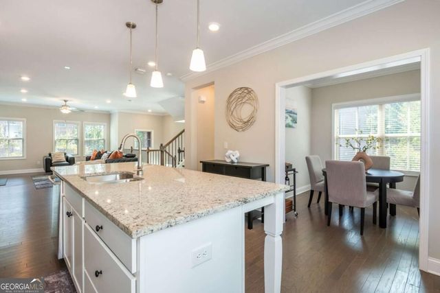 502 Via Secco Lane, Suwanee, GA 30024