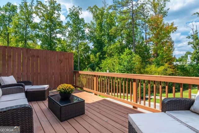 502 Via Secco Lane, Suwanee, GA 30024