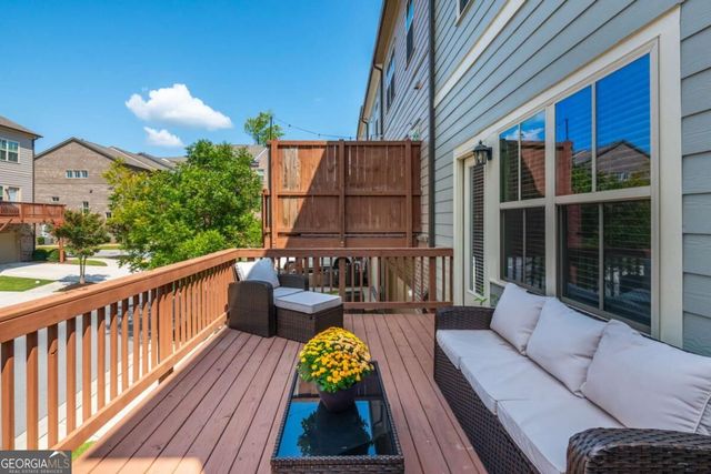 502 Via Secco Lane, Suwanee, GA 30024