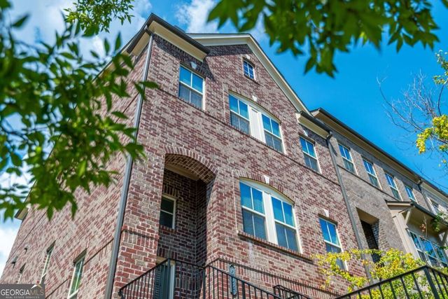 502 Via Secco Lane, Suwanee, GA 30024