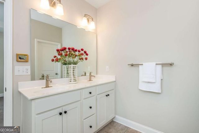 502 Via Secco Lane, Suwanee, GA 30024