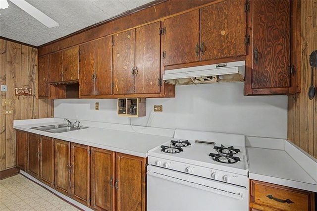 4228 Atlanta Street, Powder Springs, GA 30127