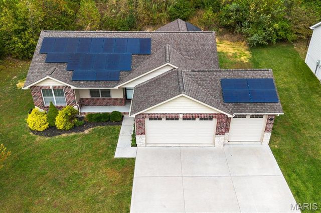 7994 Matterhorn Canyon Road, Caseyville, IL 62232