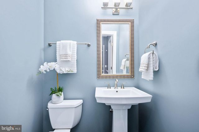 1200 PRINCE EDWARD ST, Fredericksburg, VA 22401