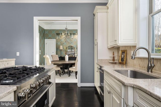 1200 PRINCE EDWARD ST, Fredericksburg, VA 22401